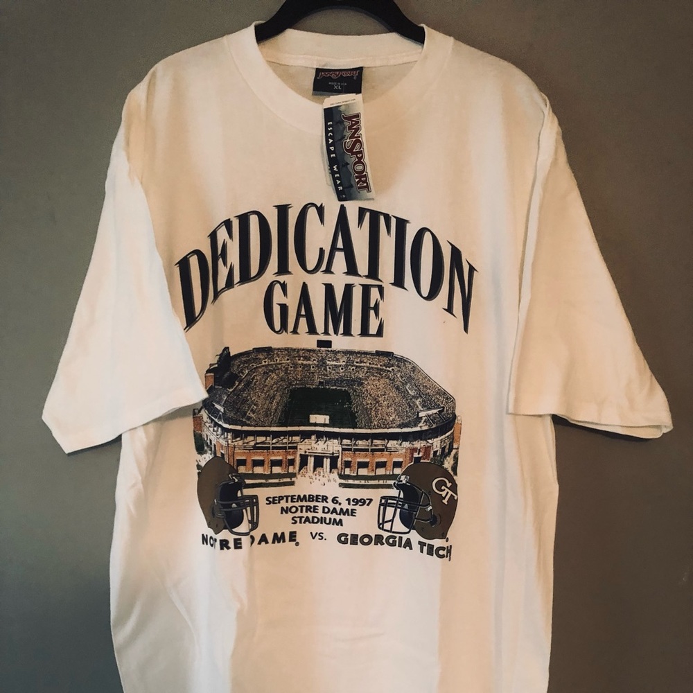 Norte Dame Stadium Dedication Size XL NWT Cotten T-Shirt vintage collectors item